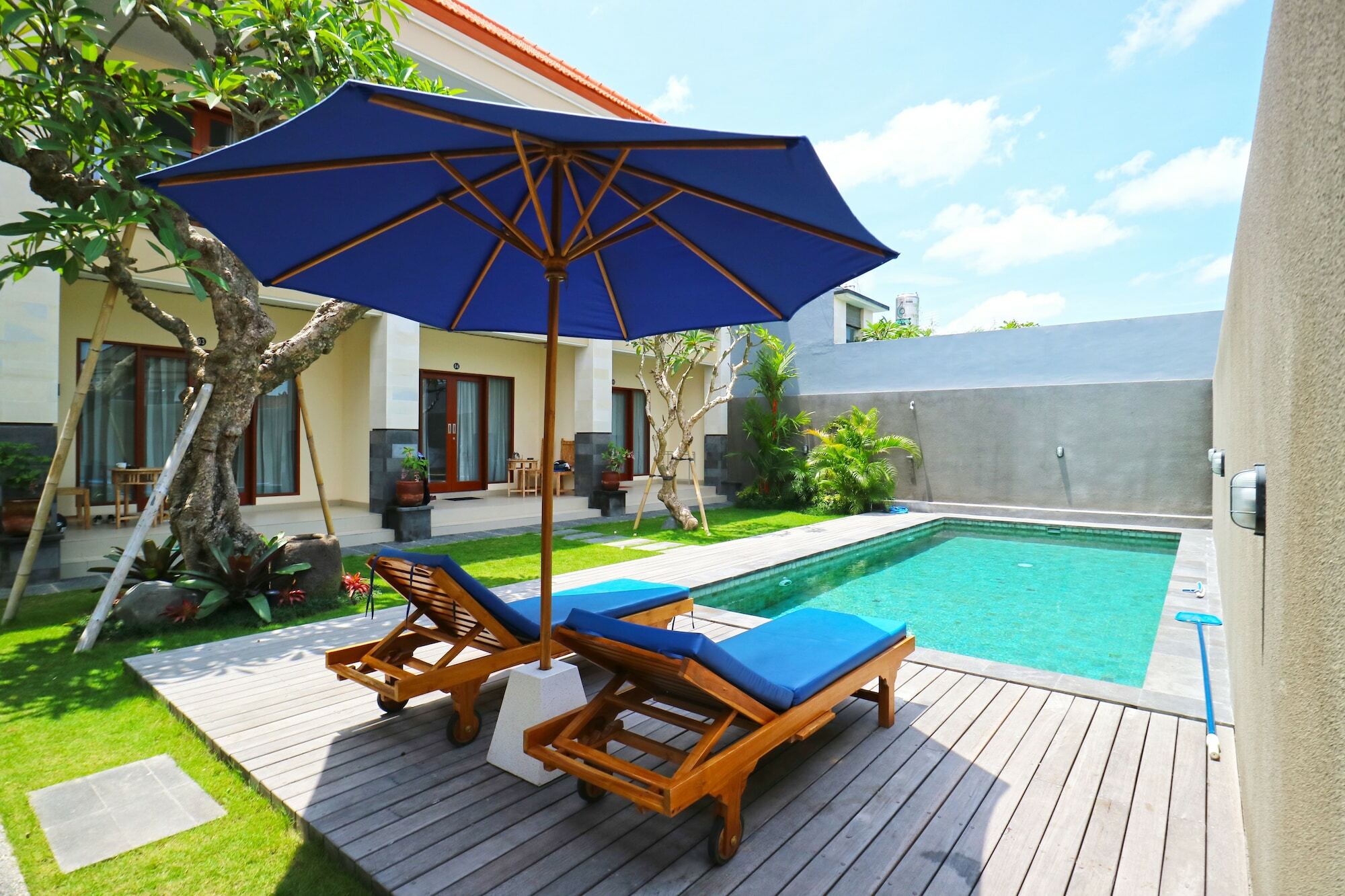 Lotus Bali Guest House Canggu Exterior foto